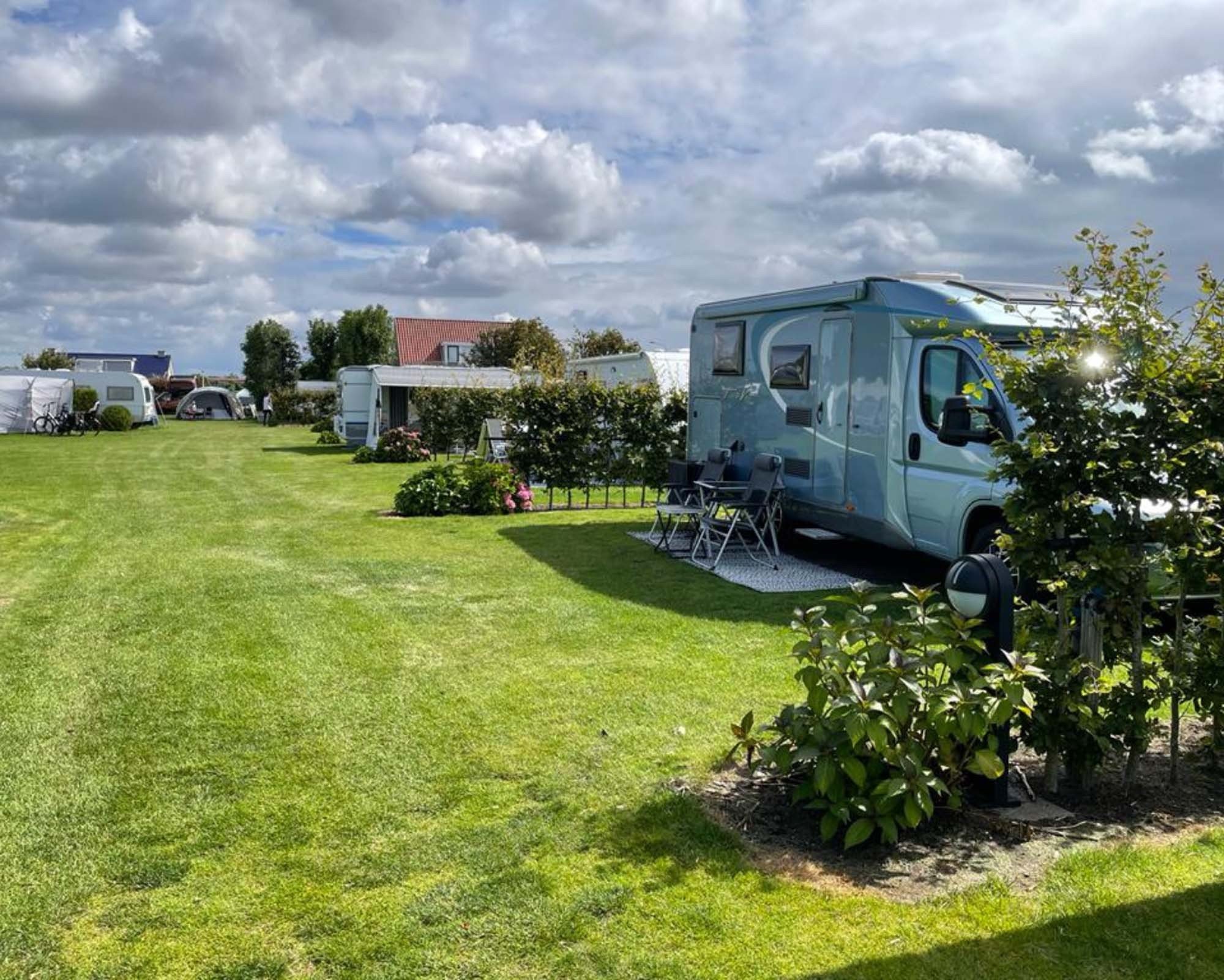 Komfortplatz Wohnmobil/Zelt